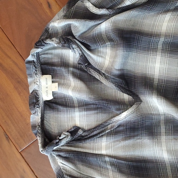 Cloth & stone black & white top - Picture 2 of 2